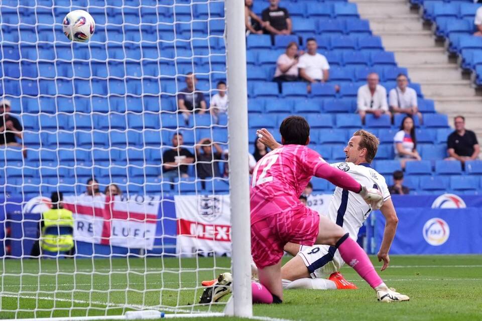 Andorra - England Andorra - England