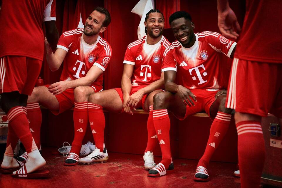 Neues Heimtrikot FC Bayern Neues Heimtrikot FC Bayern