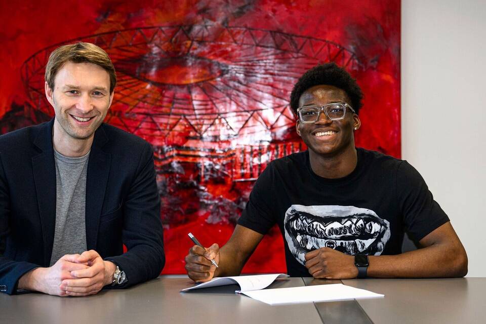Leverkusen verpflichtet Talent von Paris Saint-Germain Leverkusen verpflichtet Talent von Paris Saint-Germain