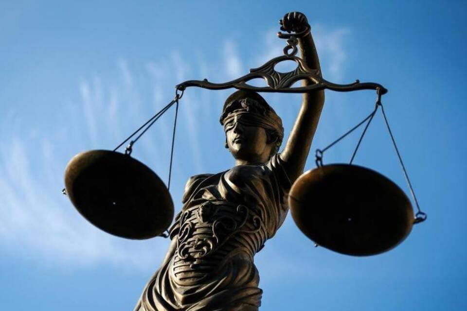 Statue der Justitia Statue der Justitia