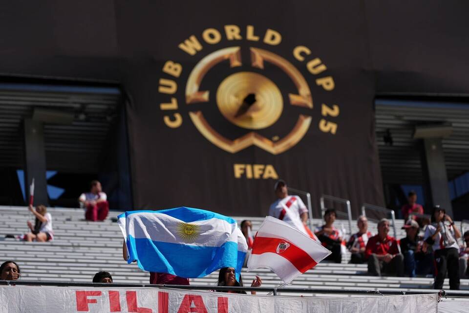 River Plate - Urawa Red Diamonds River Plate - Urawa Red Diamonds