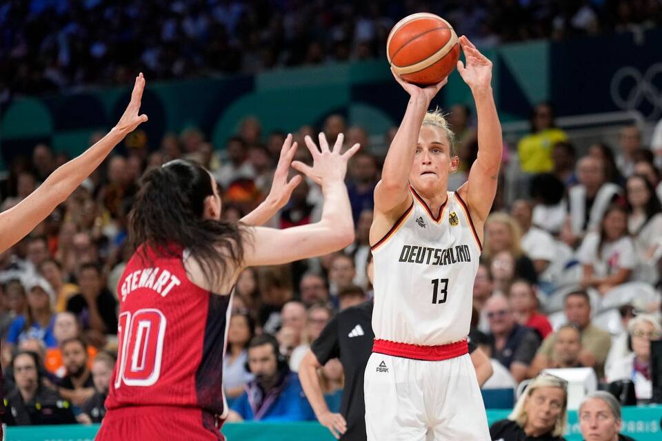 Leonie Fiebich Leonie Fiebich