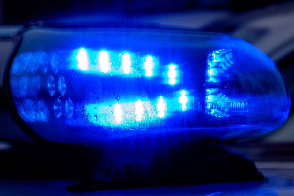 Polizei - Symbolbild Polizei - Symbolbild