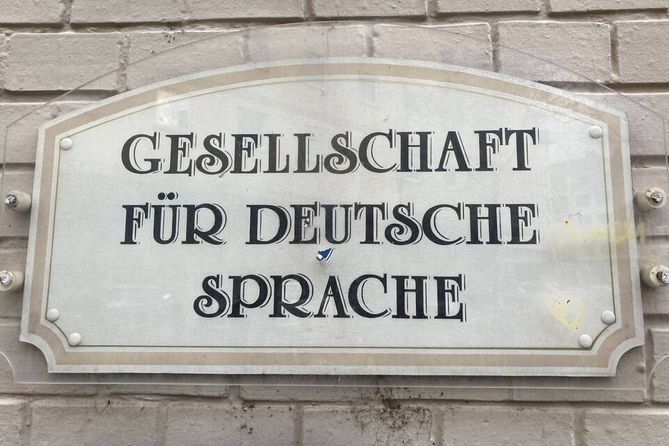 Gesellschaft für deutsche Sprache (GfdS)