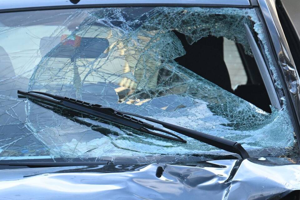 Auto fährt in Menschenmenge in Mannheim Auto fährt in Menschenmenge in Mannheim
