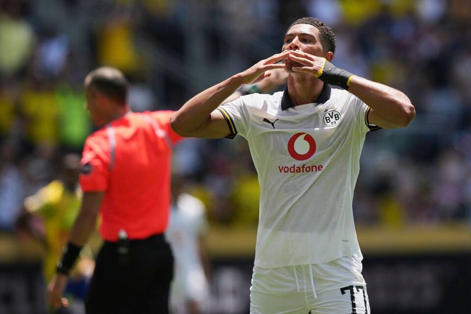 Mamelodi Sundowns - Borussia Dortmund Mamelodi Sundowns - Borussia Dortmund