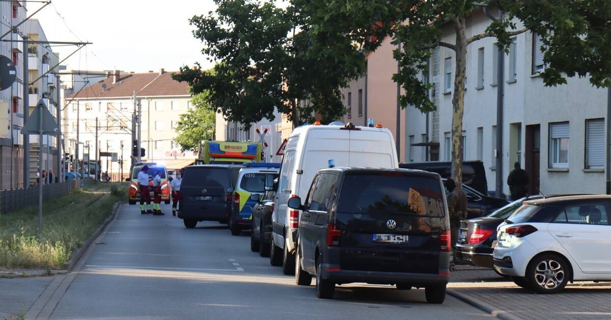 Frau bedroht Nachbarn und Polizei (Update)