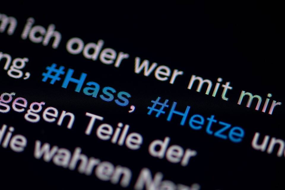 Bundesweite Polizeiaktion gegen Hasspostings Bundesweite Polizeiaktion gegen Hasspostings