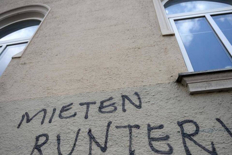 «Mieten runter!» «Mieten runter!»