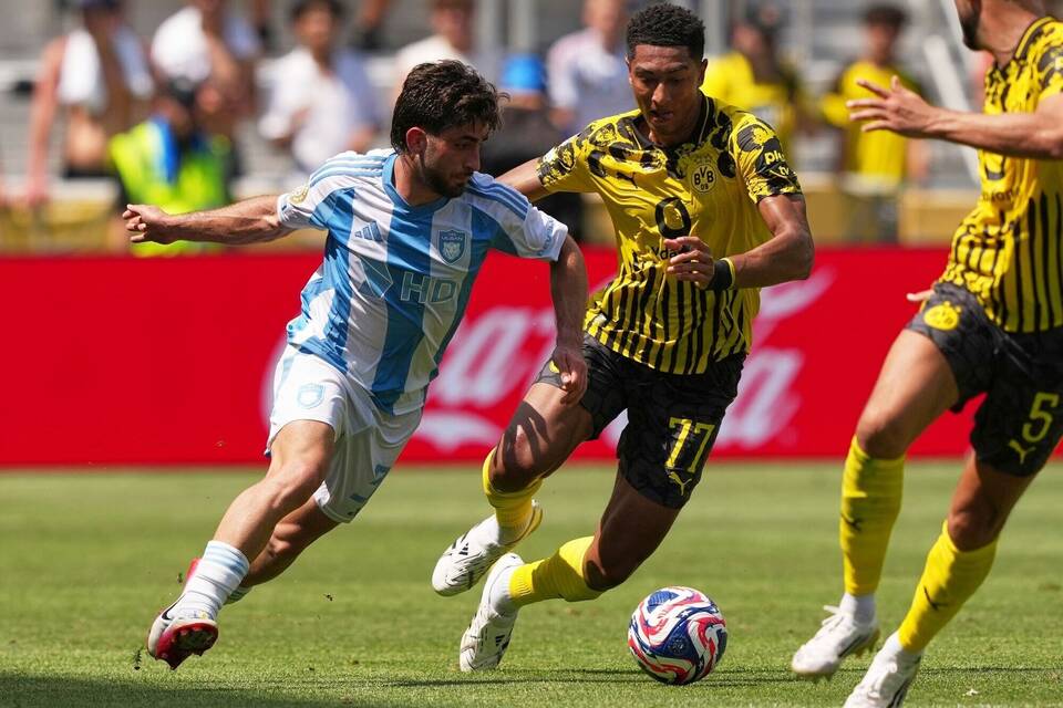 Borussia Dortmund - Ulsan HD Borussia Dortmund - Ulsan HD