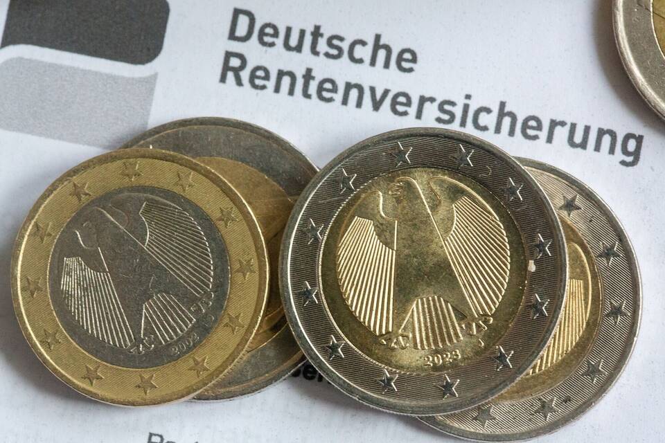 Rente, Steuern, Pflege – was sich im Juli ändert Rente, Steuern, Pflege – was sich im Juli ändert