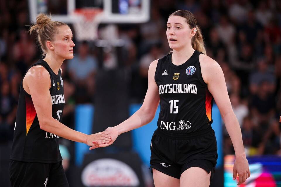 Leonie Fiebich und Luisa Geiselsöder Leonie Fiebich und Luisa Geiselsöder