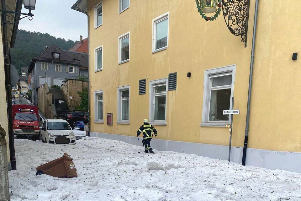 Heftige Hagelschauer in Sipplingen
