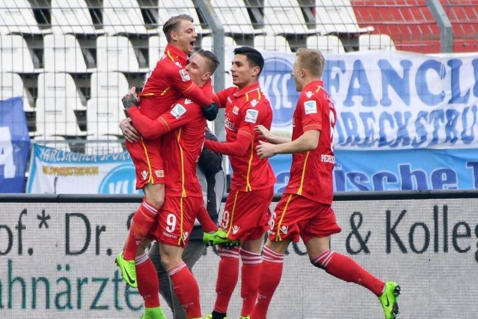 Karlsruher SC - 1. FC Union Berlin Karlsruher SC - 1. FC Union Berlin