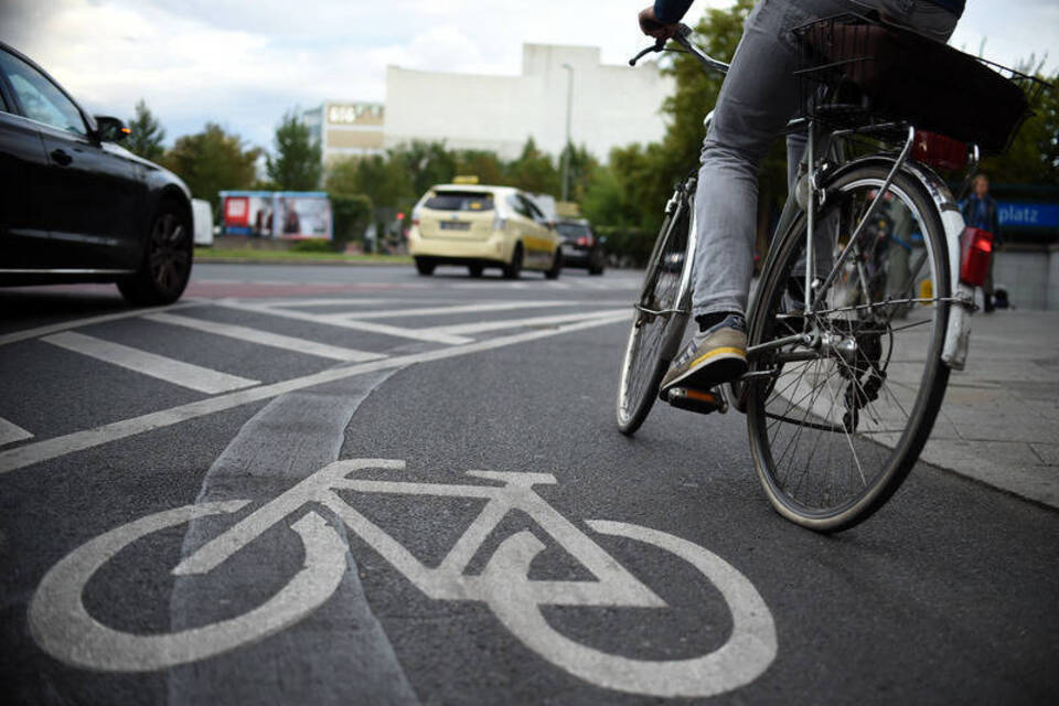 Fahrrad gegen Auto: «Kulturkampf» um Berlins Straßen