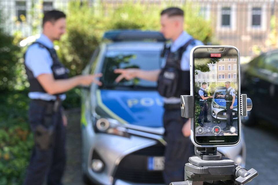 Polizei im Netz: Polizeiinspektion Halle bei TikTok