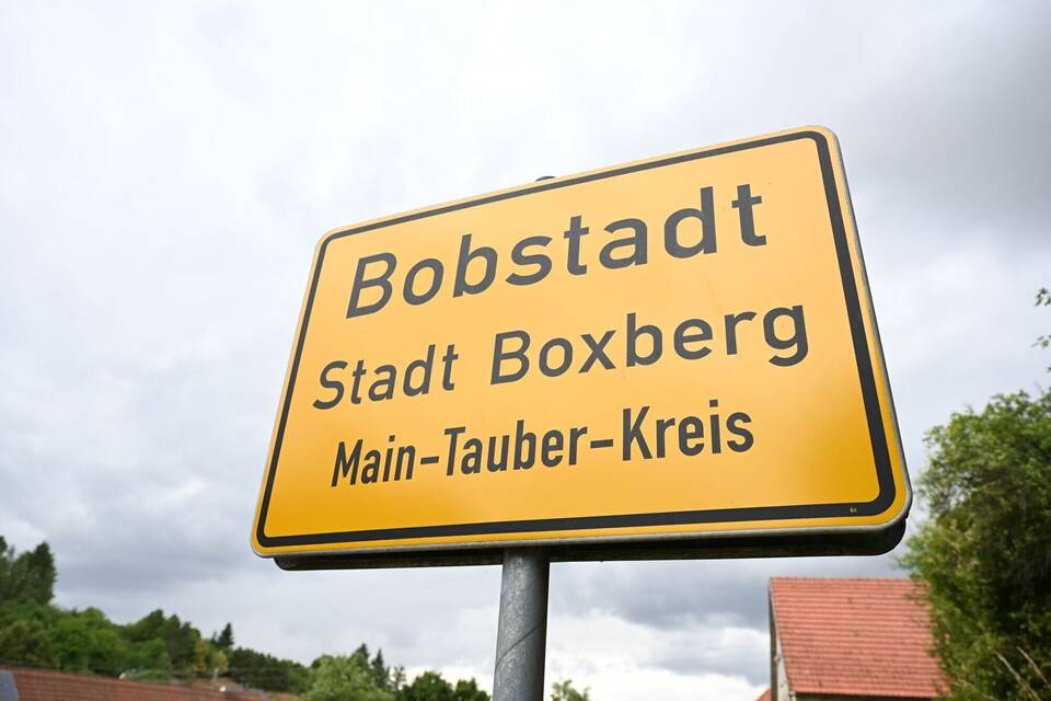 Vier Haftbefehle im "Reichsbürger"-Milieu vollstreckt Vier Haftbefehle im "Reichsbürger"-Milieu vollstreckt