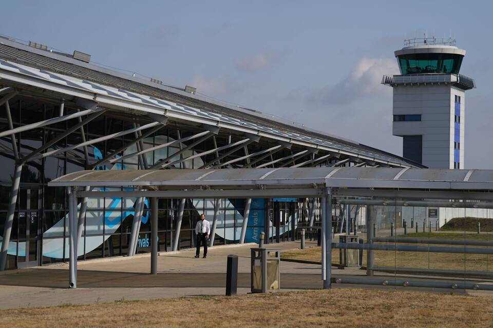 Flugzeugabsturz am Londoner Flughafen Southend