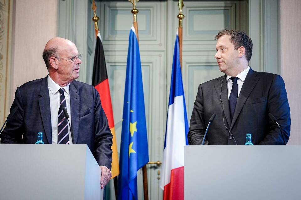 Finanzminister Klingbeil trifft französischen Amtskollegen Finanzminister Klingbeil trifft französischen Amtskollegen
