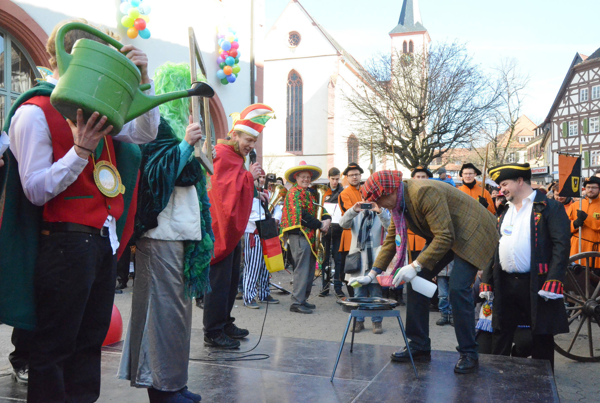 Er sucht sie mosbach