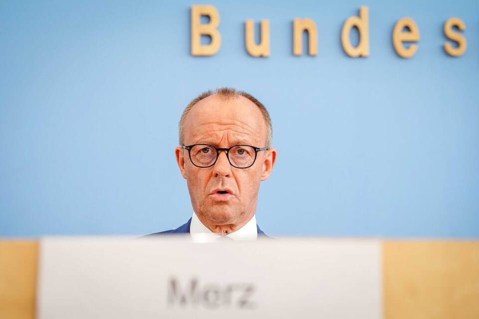 Merz-Pressekonferenz zu seinem Treffen mit Kanzler Scholz