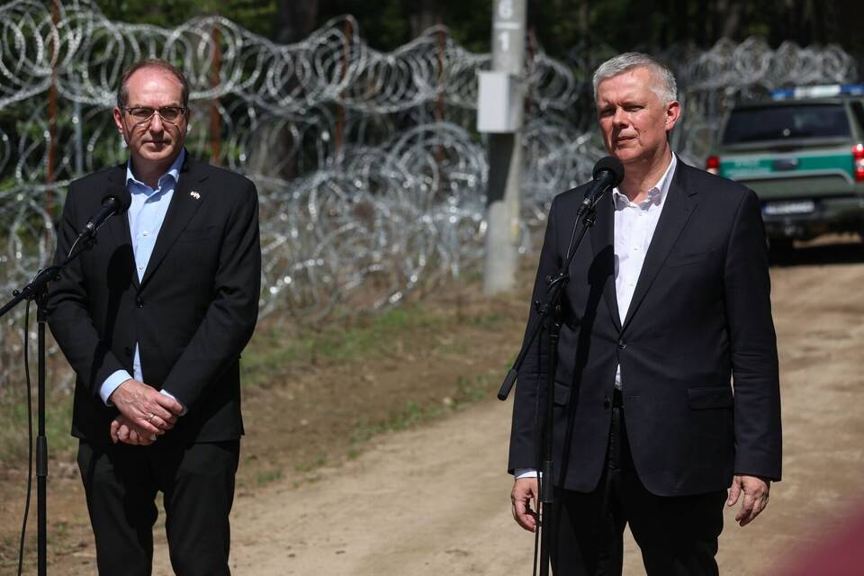 Bundesinnenminister Dobrindt besucht Polen