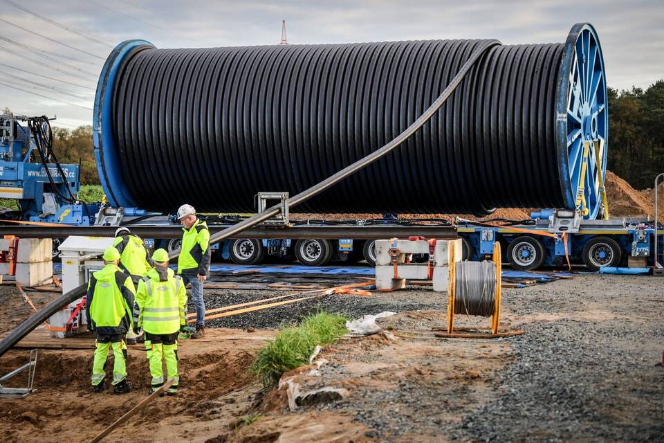 Erster Kabeleinzug bei Suedlink