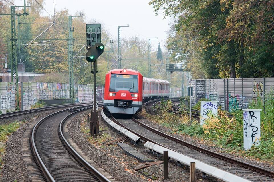 S-Bahnhof Hamburg-Hasselbrook S-Bahnhof Hamburg-Hasselbrook
