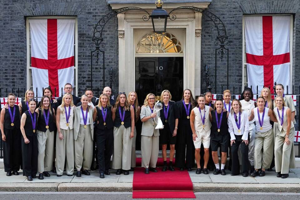 England - Rückkehr der Europameisterinnen England - Rückkehr der Europameisterinnen
