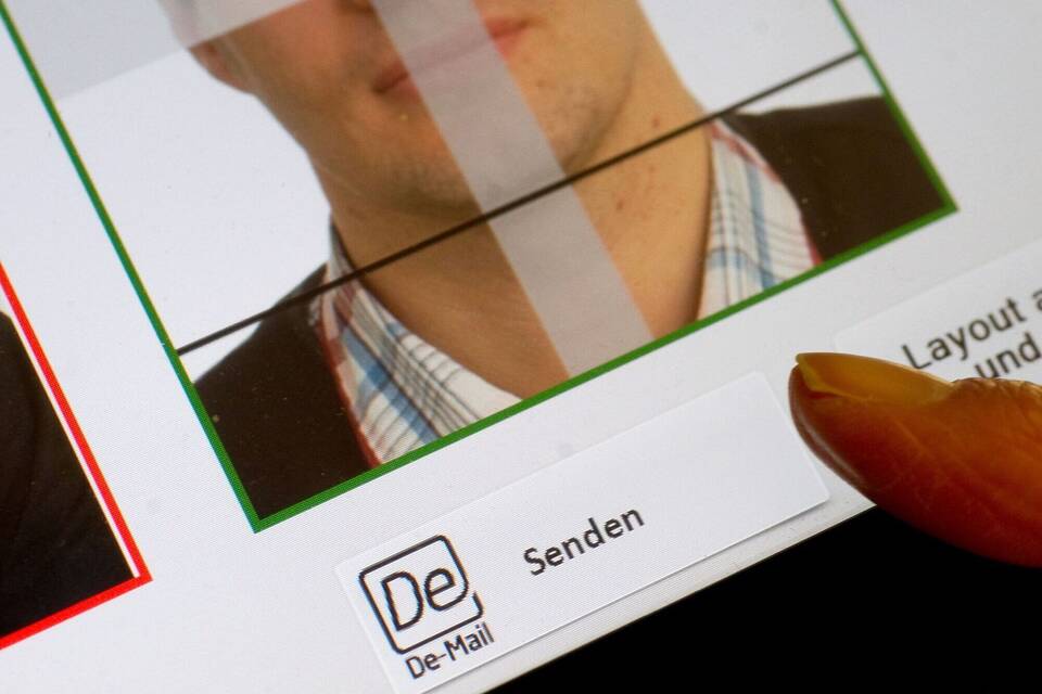 Bahn, Solarstrom, KI – was sich im August ändert