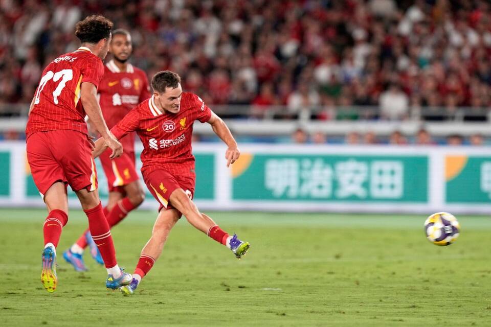 Yokohama F. Marinos - Liverpool F.C. Yokohama F. Marinos - Liverpool F.C.