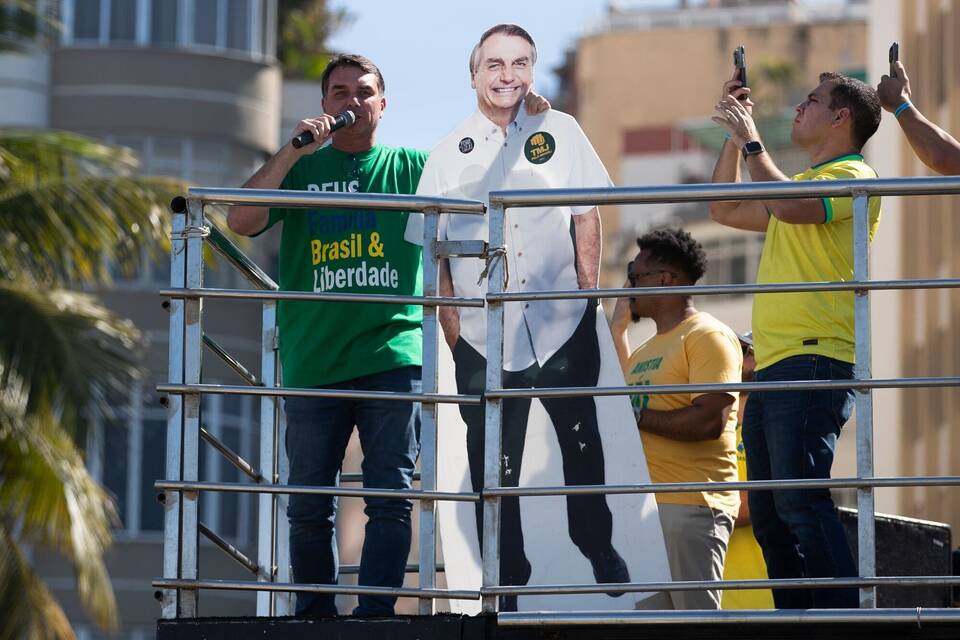 Brasiliens Ex-Präsident Bolsonaro muss in Hausarrest