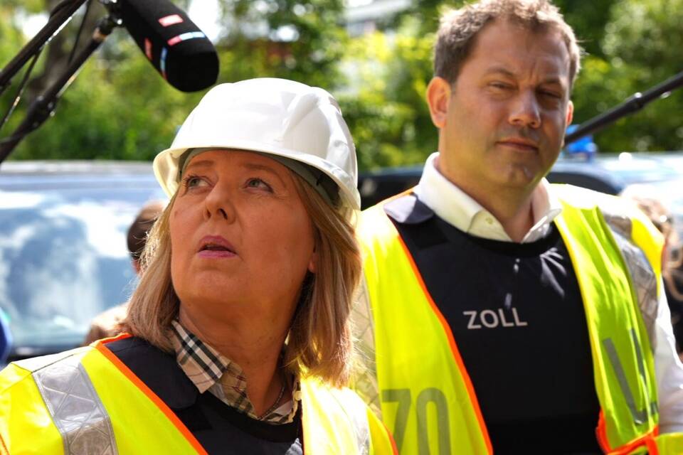 Sozialministerin Bas Sozialministerin Bas