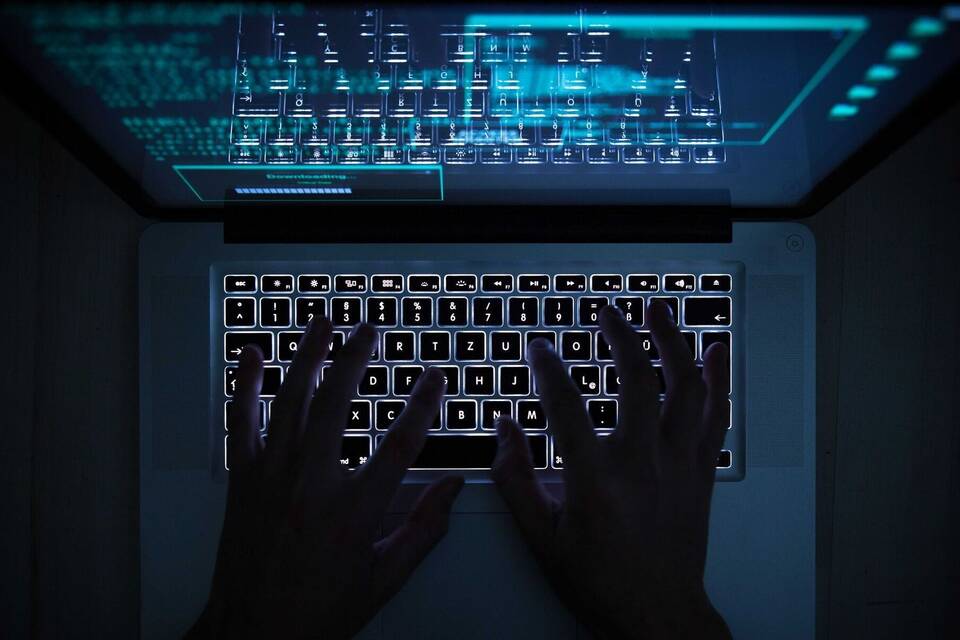 Illustration - Computer-Hacker