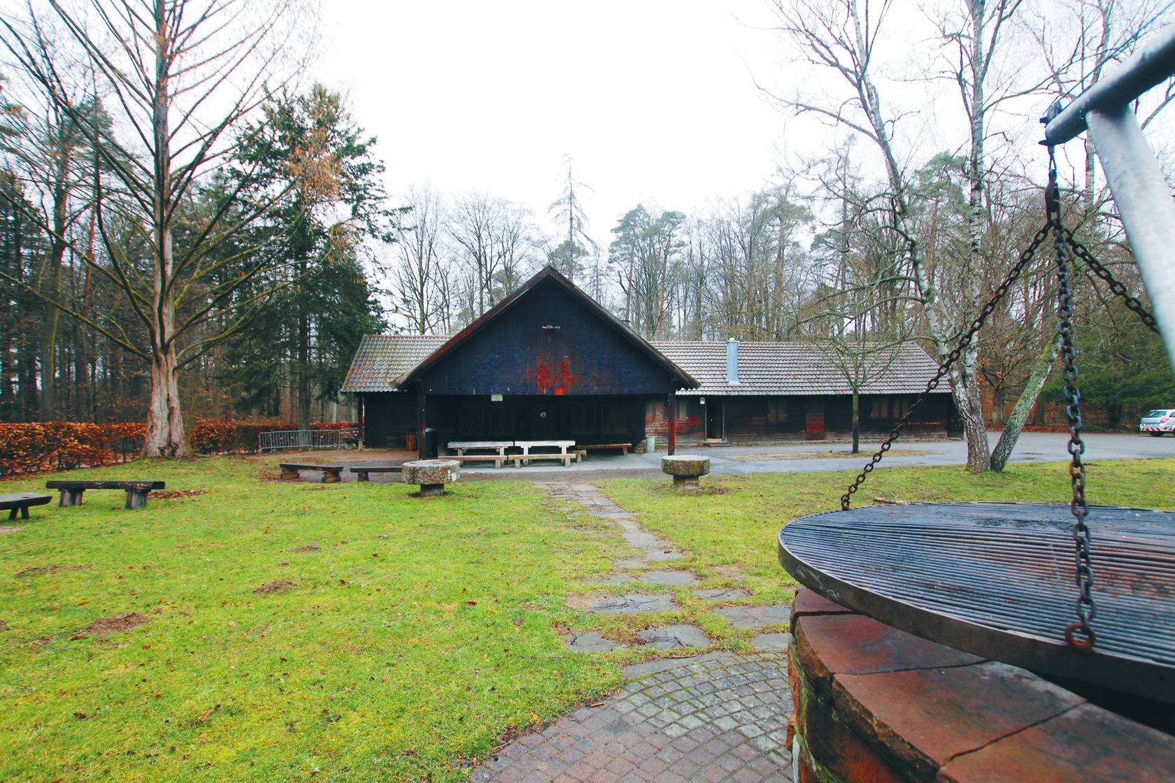 Hardheimer Wolfsgrubenhütte wird Zug um Zug hergerichtet Hardheimer Wolfsgrubenhütte wird Zug um Zug hergerichtet
