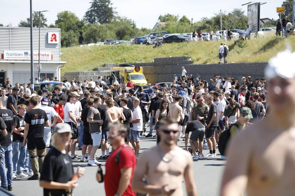 Tausende in Altschauerberg - Hater des «Drachenlords»