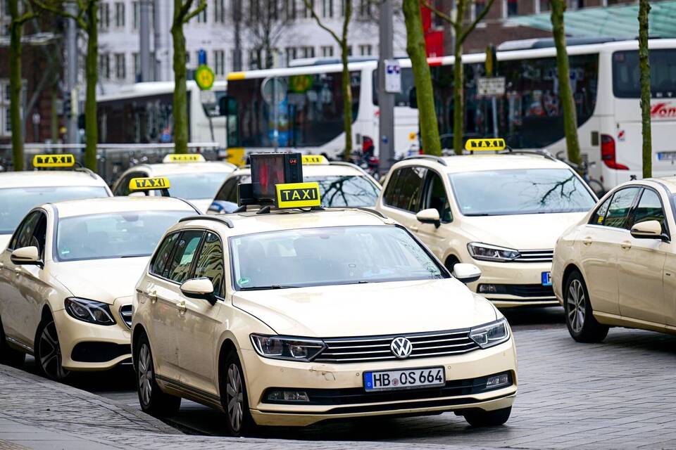 Taxi