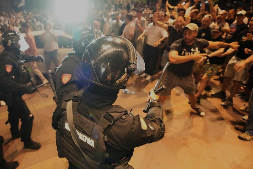 Protesten gegen Regierung in Serbien Protesten gegen Regierung in Serbien