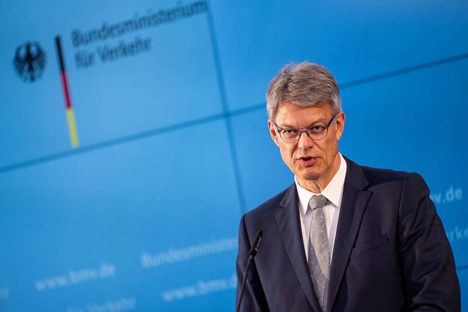 Bundesverkehrsminister Schnieder Bundesverkehrsminister Schnieder