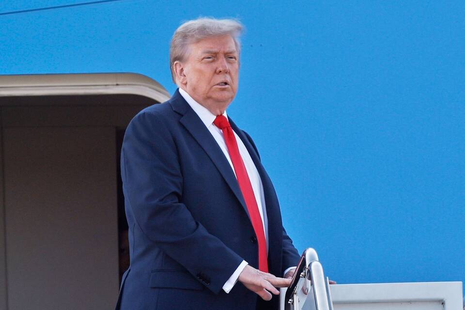 Vor dem Treffen von Trump und Putin Vor dem Treffen von Trump und Putin