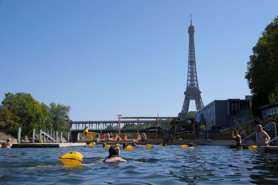 Freibäder in der Seine in Paris sind Riesenerfolg Freibäder in der Seine in Paris sind Riesenerfolg