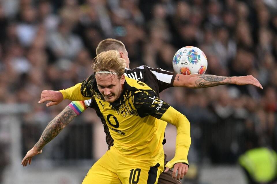 FC St. Pauli - Borussia Dortmund FC St. Pauli - Borussia Dortmund
