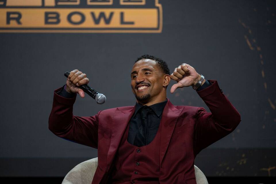 Podiumsdiskussion der NFL mit Jakob Johnson Podiumsdiskussion der NFL mit Jakob Johnson