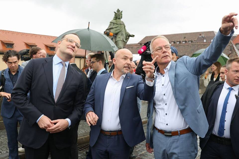 Klausur der Fraktionsvorstände CDU/CSU und SPD Klausur der Fraktionsvorstände CDU/CSU und SPD