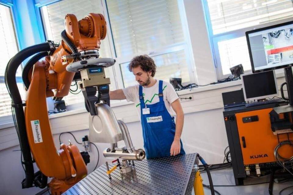 Fraunhofer "Future Work Labs"