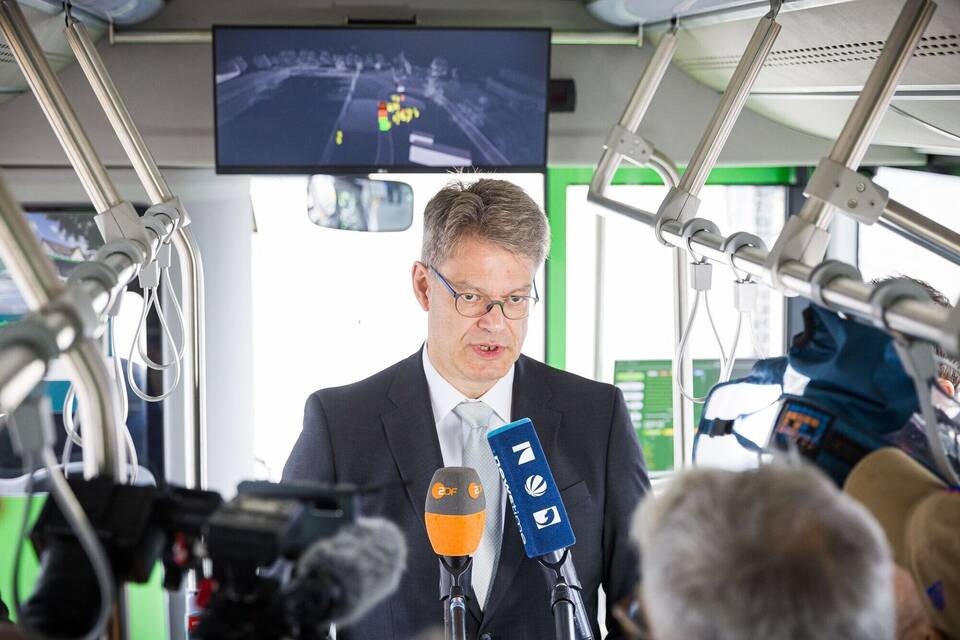 Start des ersten autonomen Linienbusses in Burgdorf Start des ersten autonomen Linienbusses in Burgdorf