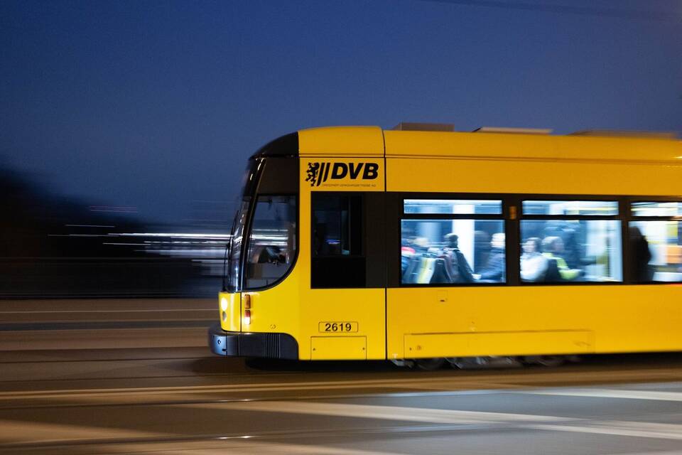 Straßenbahn in Dresden Straßenbahn in Dresden