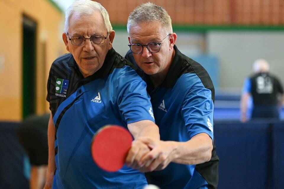 PingPongParkinson beim SV Warsingsfehn PingPongParkinson beim SV Warsingsfehn