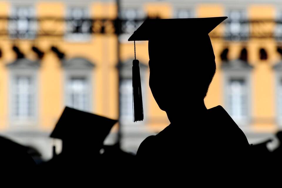Ein Skandal um gefälschte Diplome erschüttert die Türkei Ein Skandal um gefälschte Diplome erschüttert die Türkei