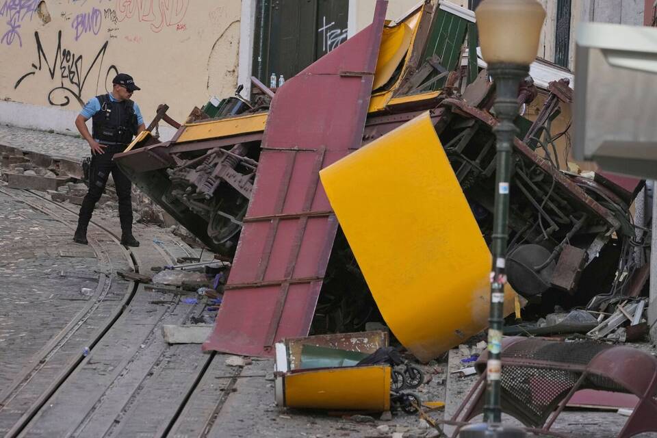 Nach Standseilbahn-Unfall in Lissabon Nach Standseilbahn-Unfall in Lissabon